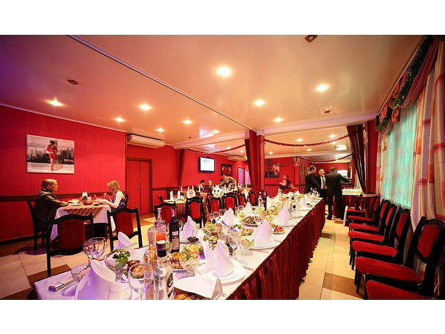 Основной зал