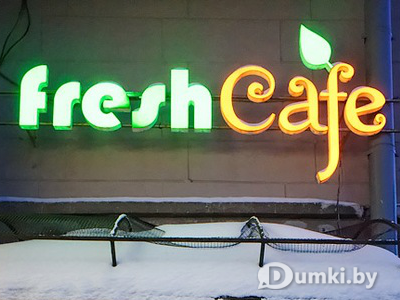 Вход в кафе